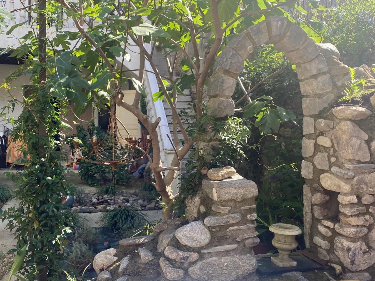 Sculptors Retreat Apartamento Céret Exterior foto